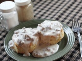 Simple And Easy North Carolina Biscuit Recipe biscuits with gravy
