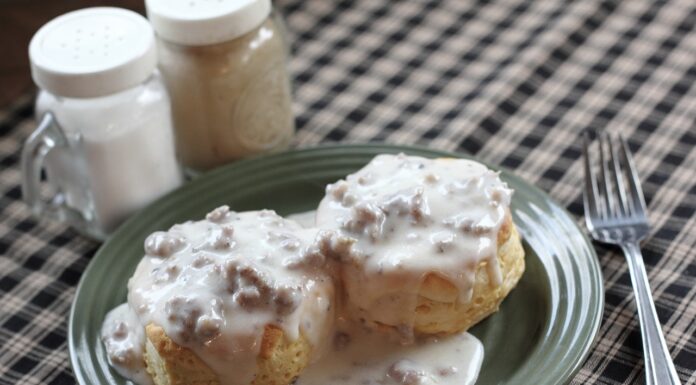 Simple And Easy North Carolina Biscuit Recipe biscuits with gravy